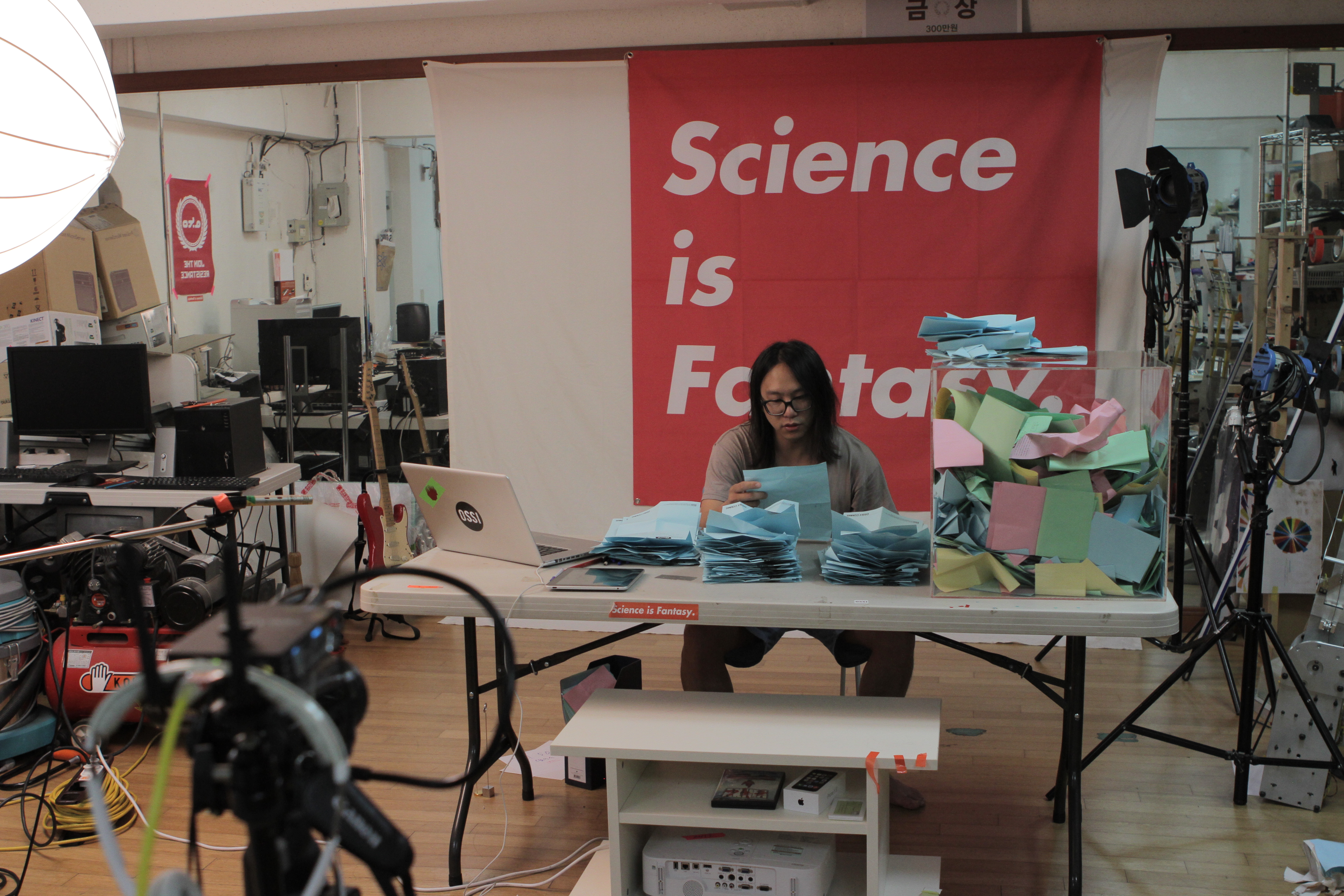 Satellite Quiz Show Drawing LIVE